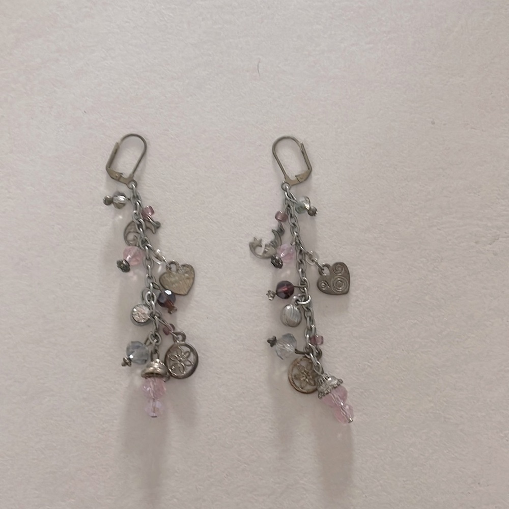 Pair of earrings